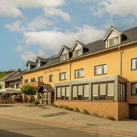 Hotel Restaurant Zur Neroburg Neroth Esterno foto